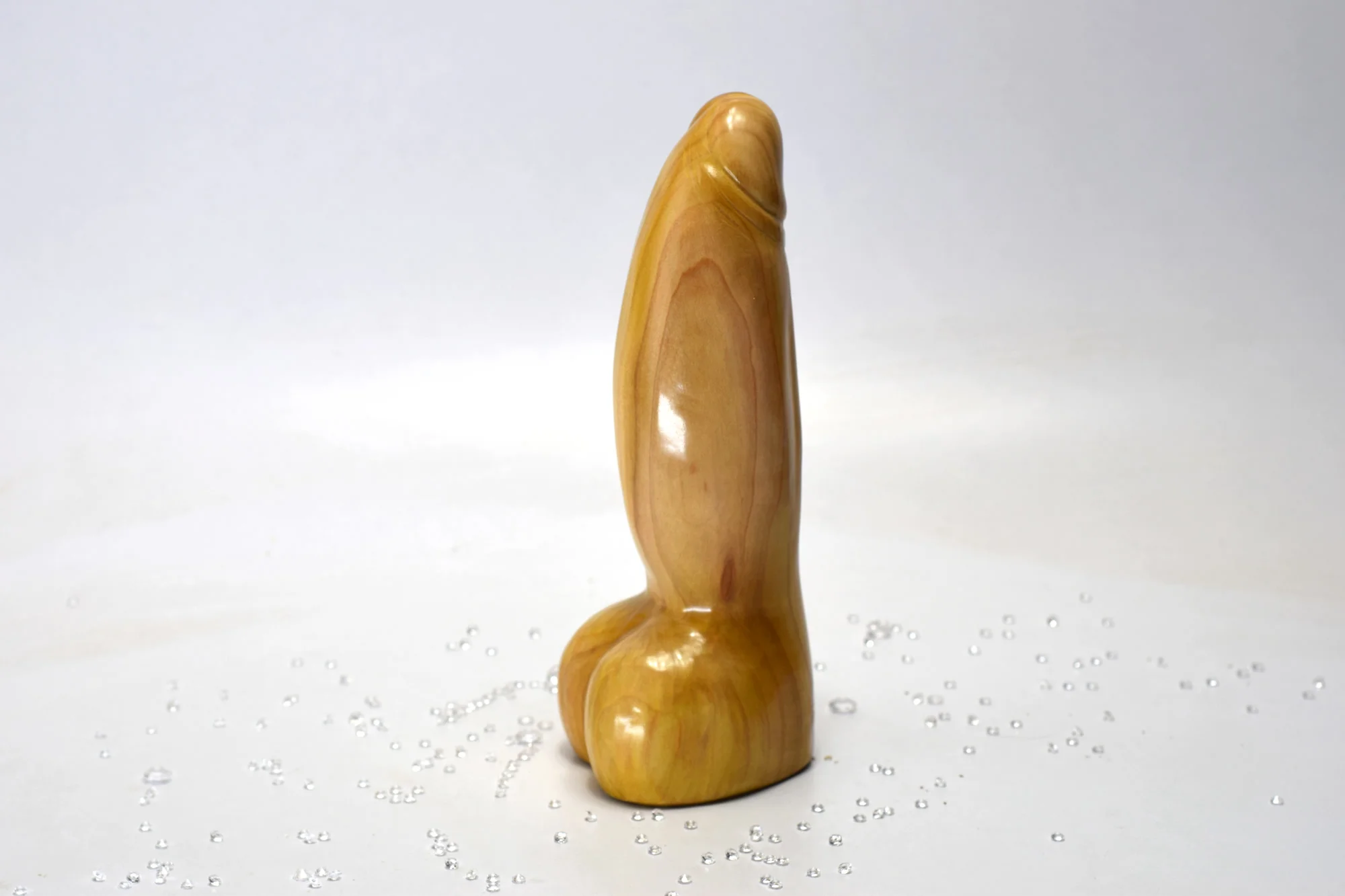 Godemichet sculpture bois